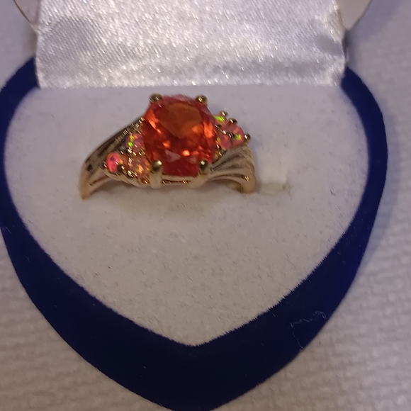 5.3ct. Natural orange sapphire gold ring - Picture 13 of 17